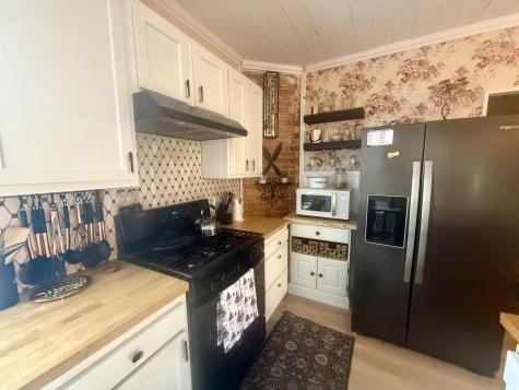 524 High Street Shoals IN 47581