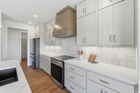 13028 Hand Road Fort Wayne IN 46818