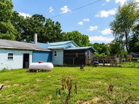 855 N 1025 E Knox IN 46534