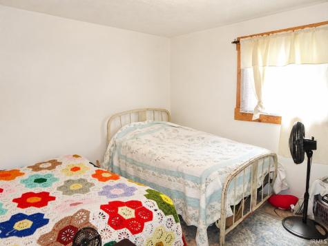 855 N 1025 E Knox IN 46534