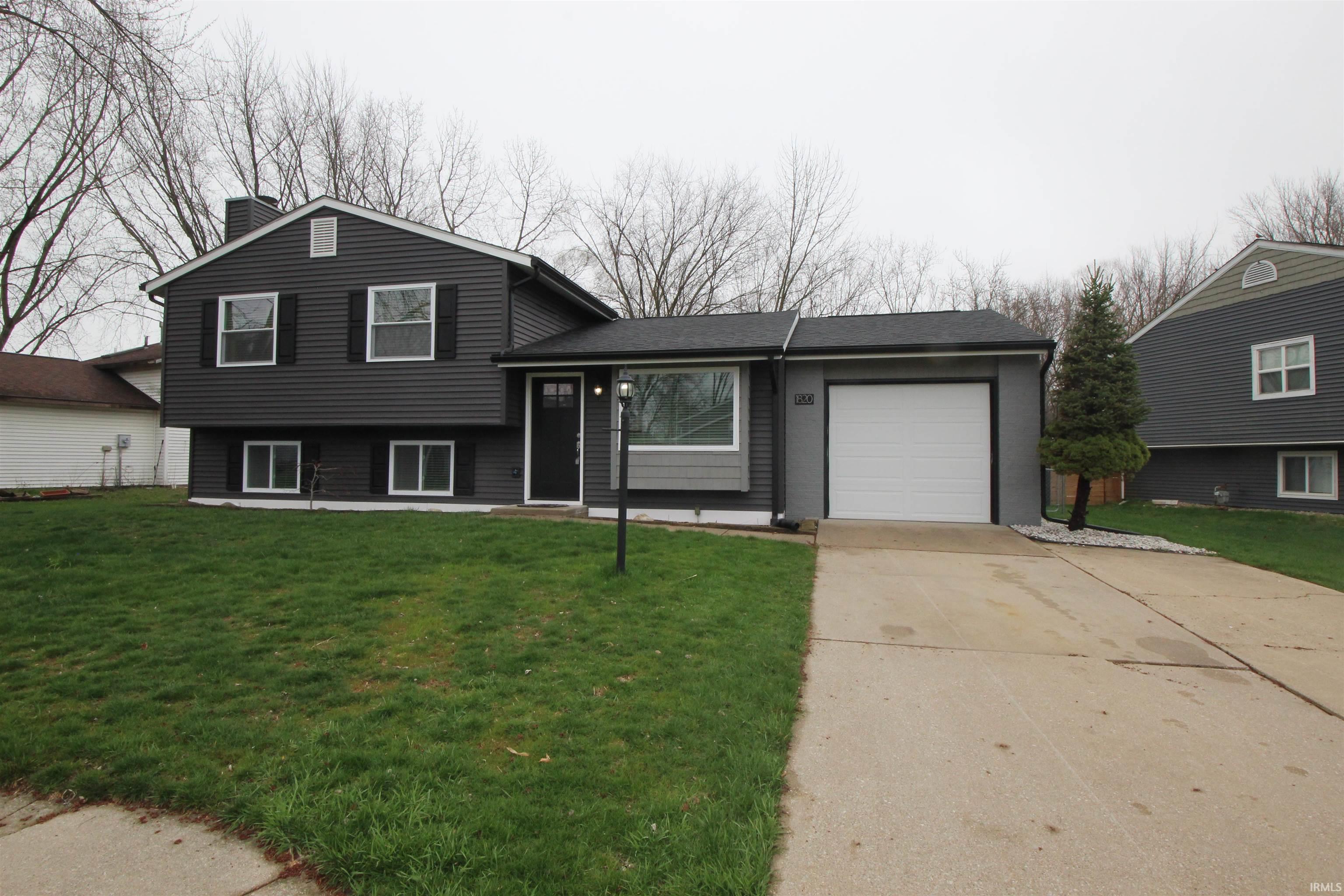 1820 Woodland Drive Elkhart IN 46514