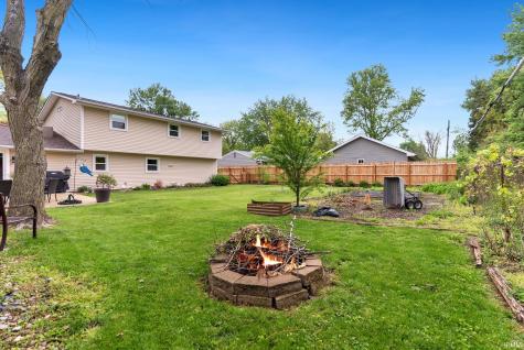 5323 Fernwood Avenue Fort Wayne IN 46809