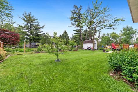 5323 Fernwood Avenue Fort Wayne IN 46809