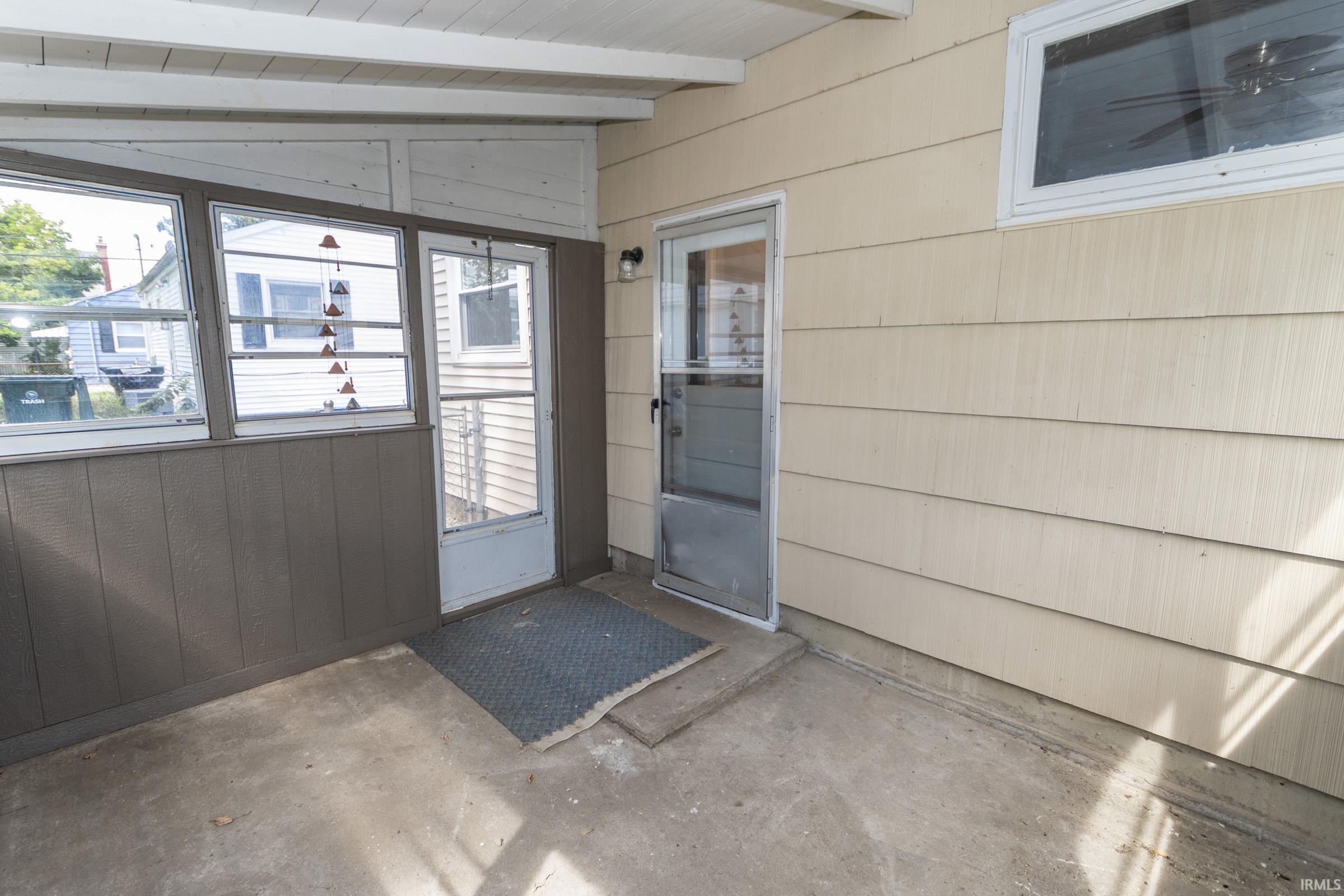 2214 Rockne Drive South Bend IN 46615