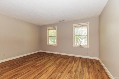 2501 W Sacramento Drive Muncie IN 47303