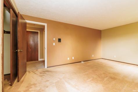 2501 W Sacramento Drive Muncie IN 47303