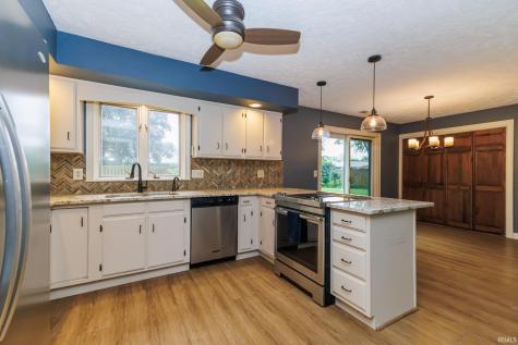 2501 W Sacramento Drive Muncie IN 47303