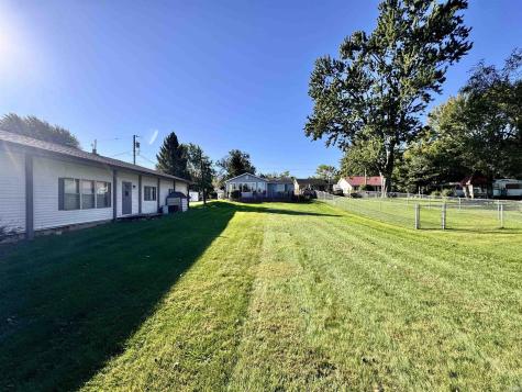 11446 W South Park Road Kewanna IN 46939