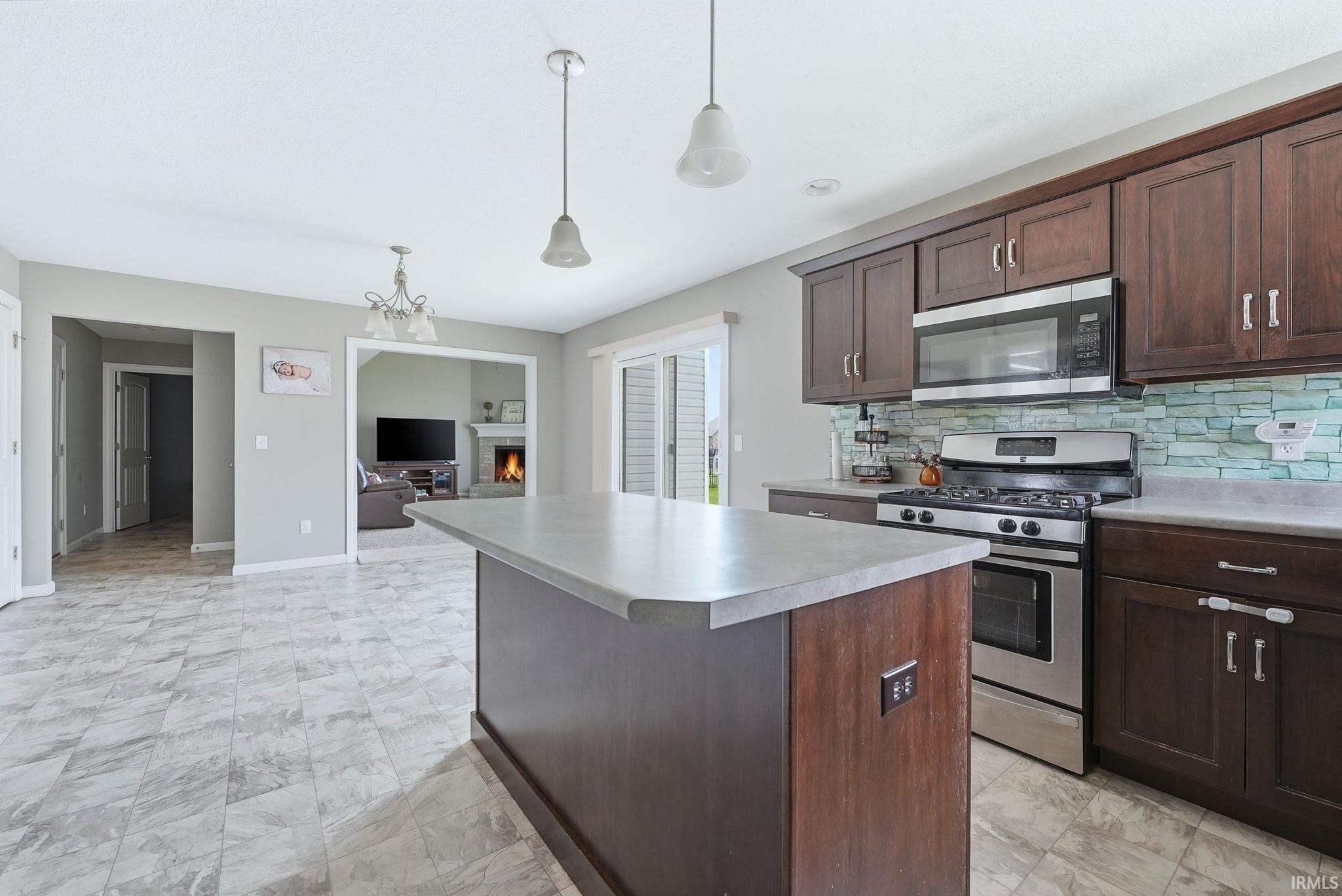 2085 Lindenwood Avenue Warsaw IN 46580