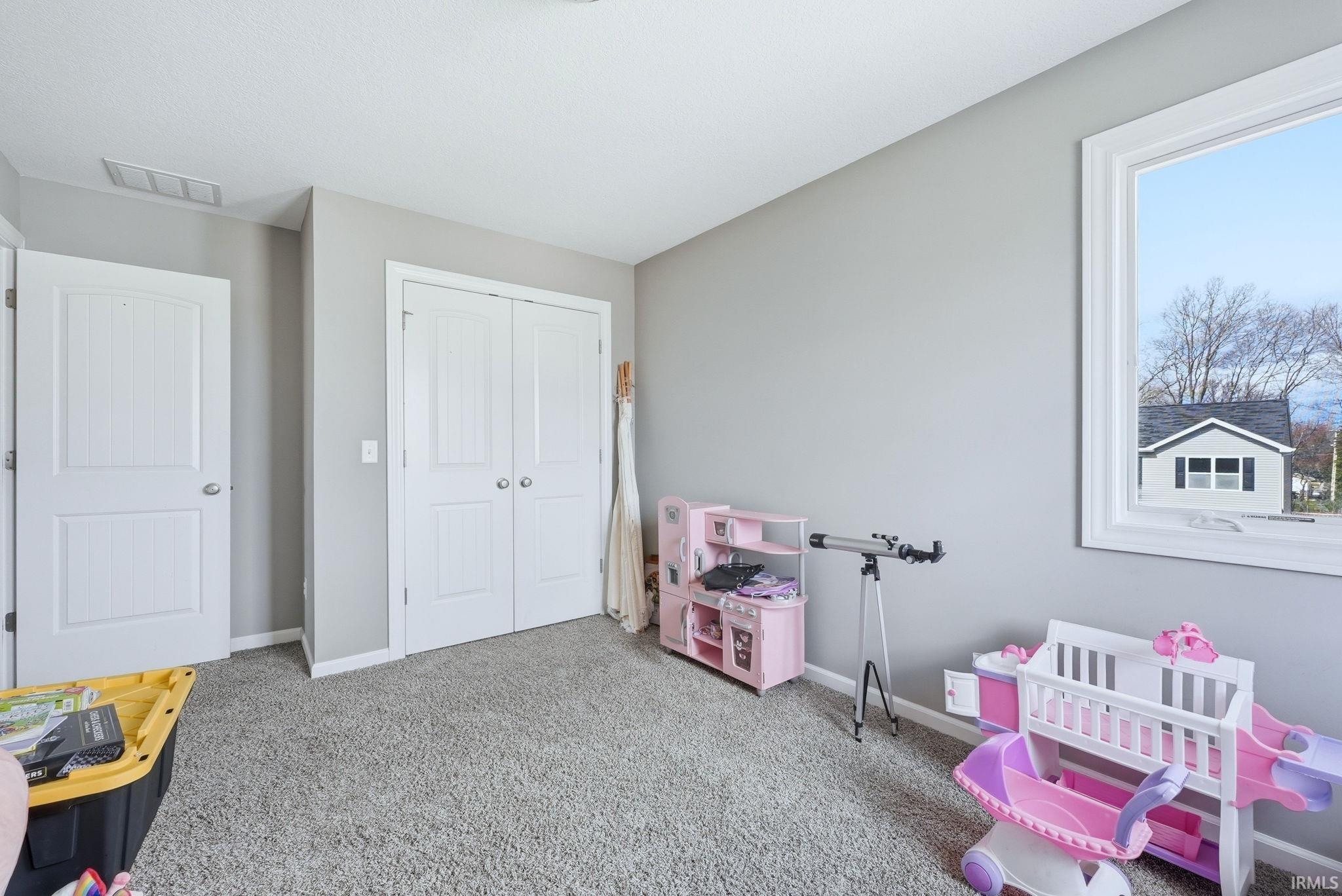 2085 Lindenwood Avenue Warsaw IN 46580