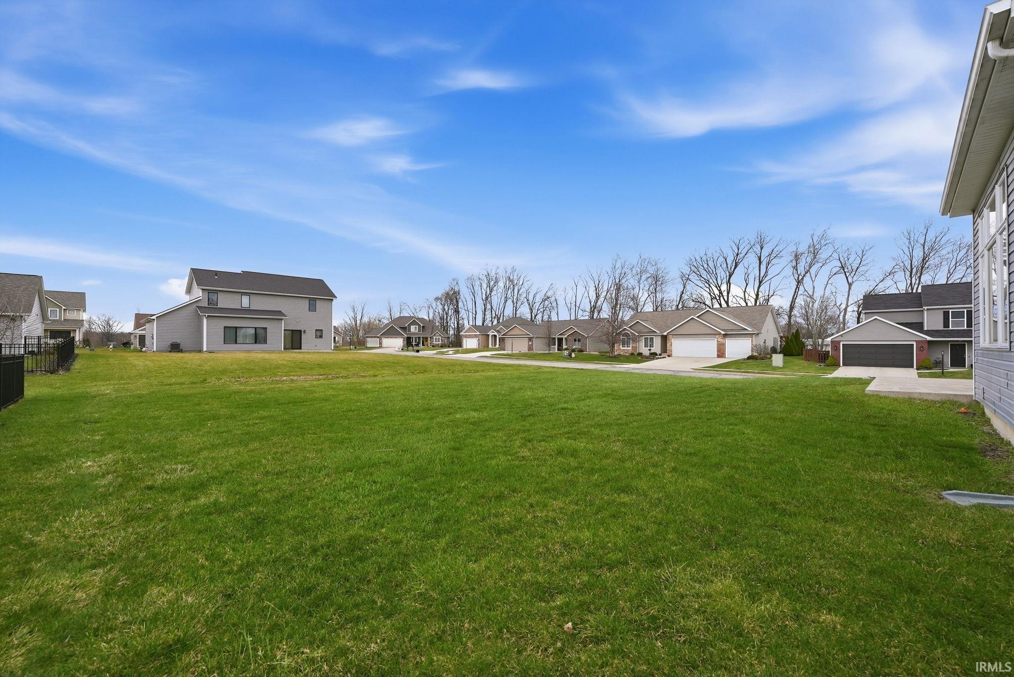 2085 Lindenwood Avenue Warsaw IN 46580