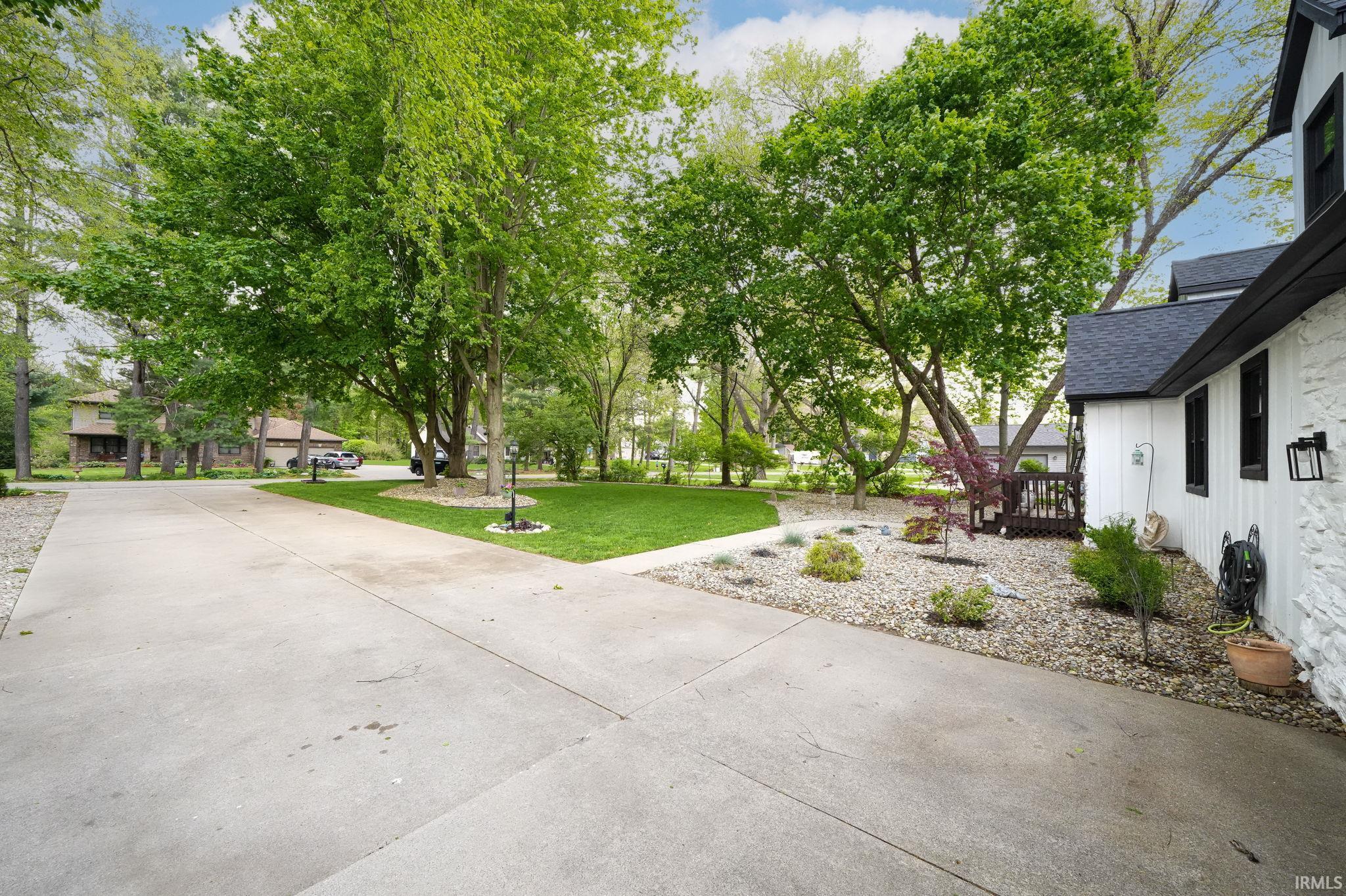 51246 Shady Lane Elkhart IN 46514