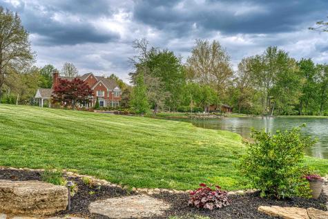 5800 Temper Trail Court Evansville IN 47720