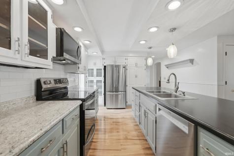 4701 Beaver Avenue Fort Wayne IN 46807