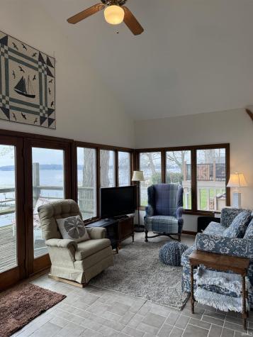 2807 Barrett Road Rochester IN 46975