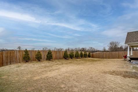10462 Chestnut Creek Boulevard Fort Wayne IN 46814