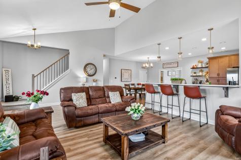 10462 Chestnut Creek Boulevard Fort Wayne IN 46814