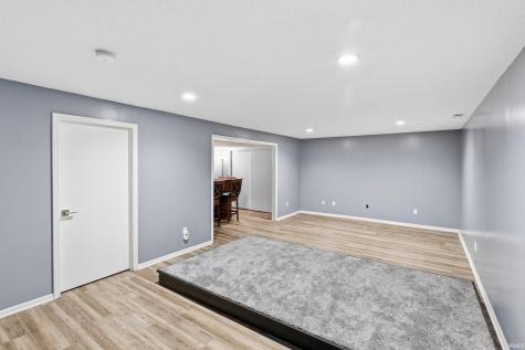 5318 Sable Lane Fort Wayne IN 46835