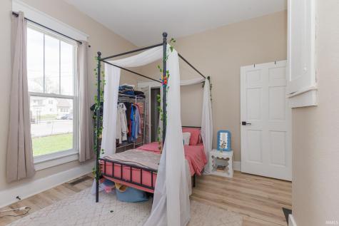406 N Alameda Drive Muncie IN 47303