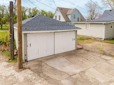 406 N Alameda Drive Muncie IN 47303