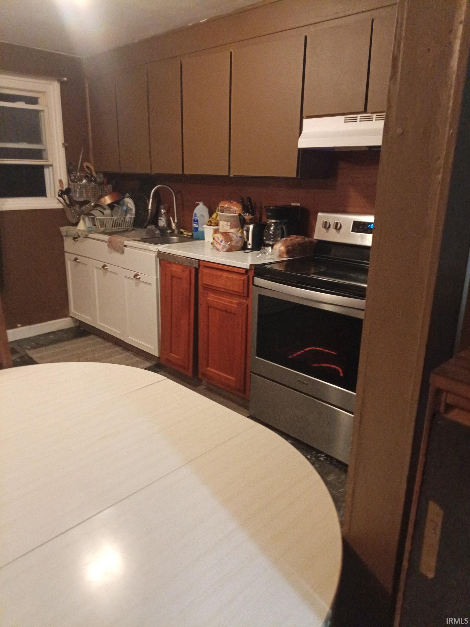 1027 E Chippewa Avenue South Bend IN 46614