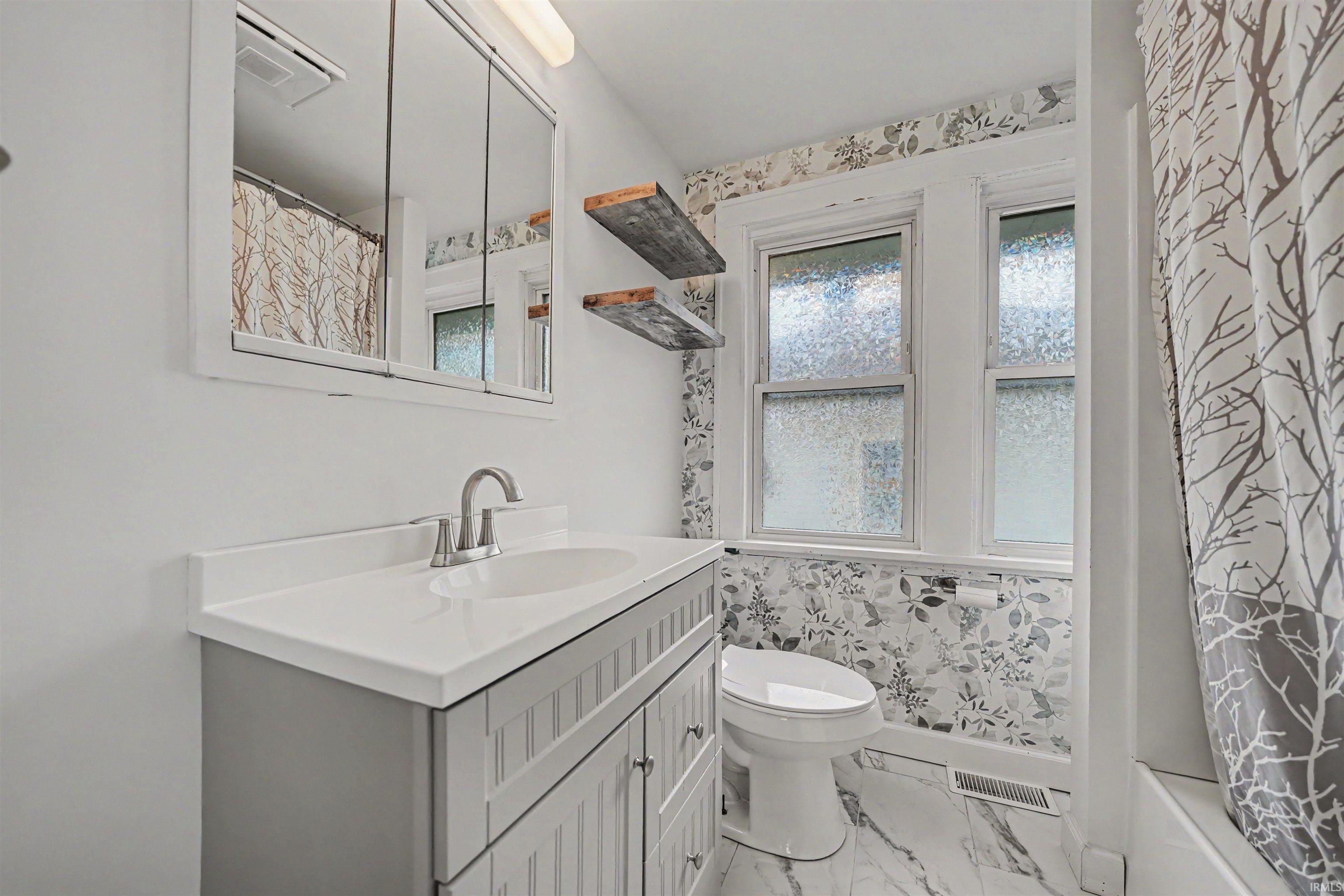 821 S 33rd Street South Bend IN 46615
