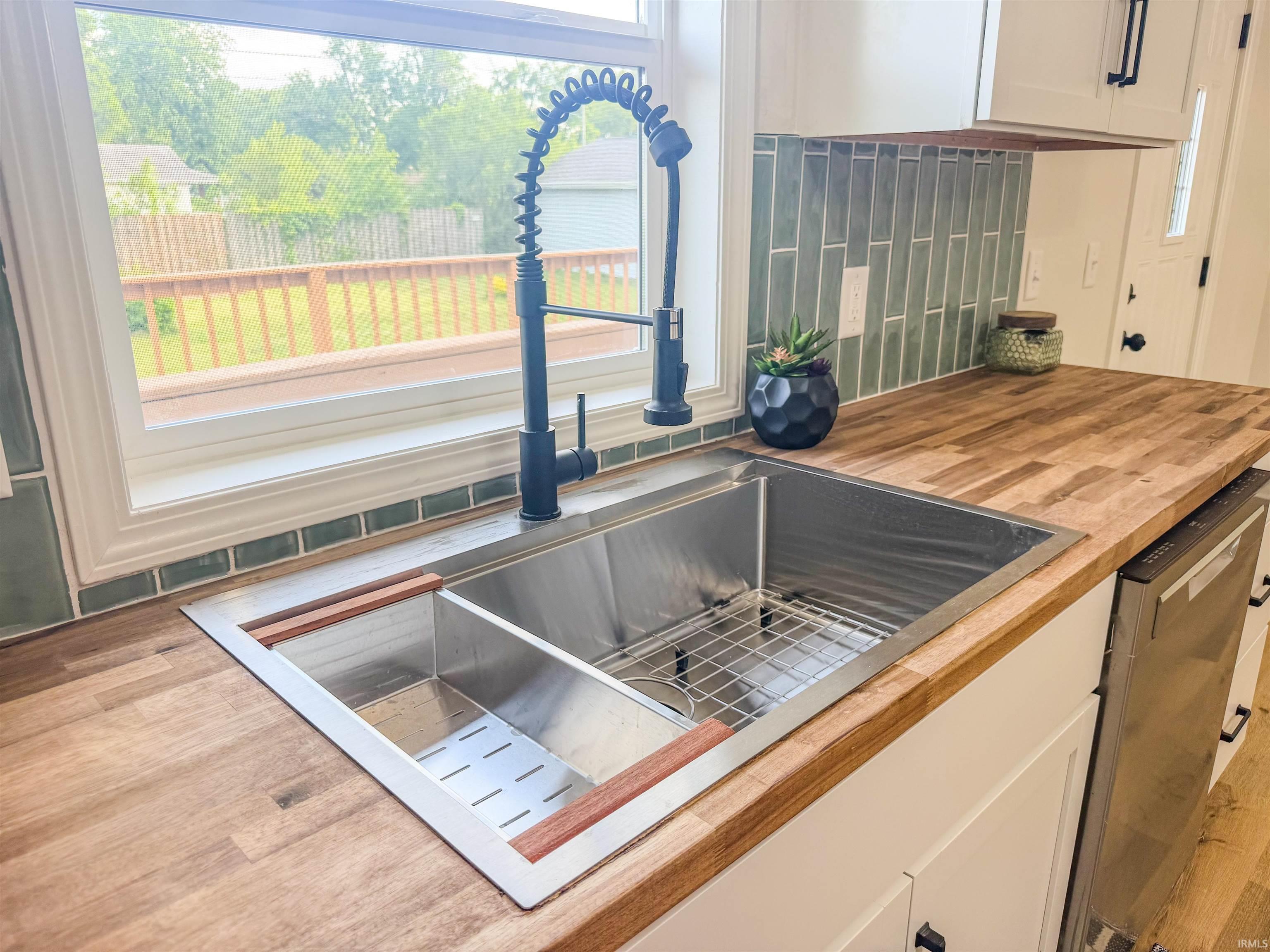 3118 Sunnymede Avenue South Bend IN 46615