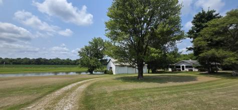 2875 S 1200 E Road Loogootee IN 47553