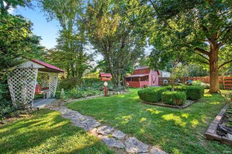 1620 E Cherry Lane Bloomington IN 47401