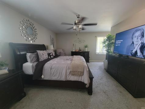 5717 S Bridgeton Lane South Bend IN 46614
