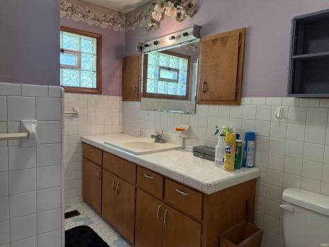 17 P Street Bedford IN 47421