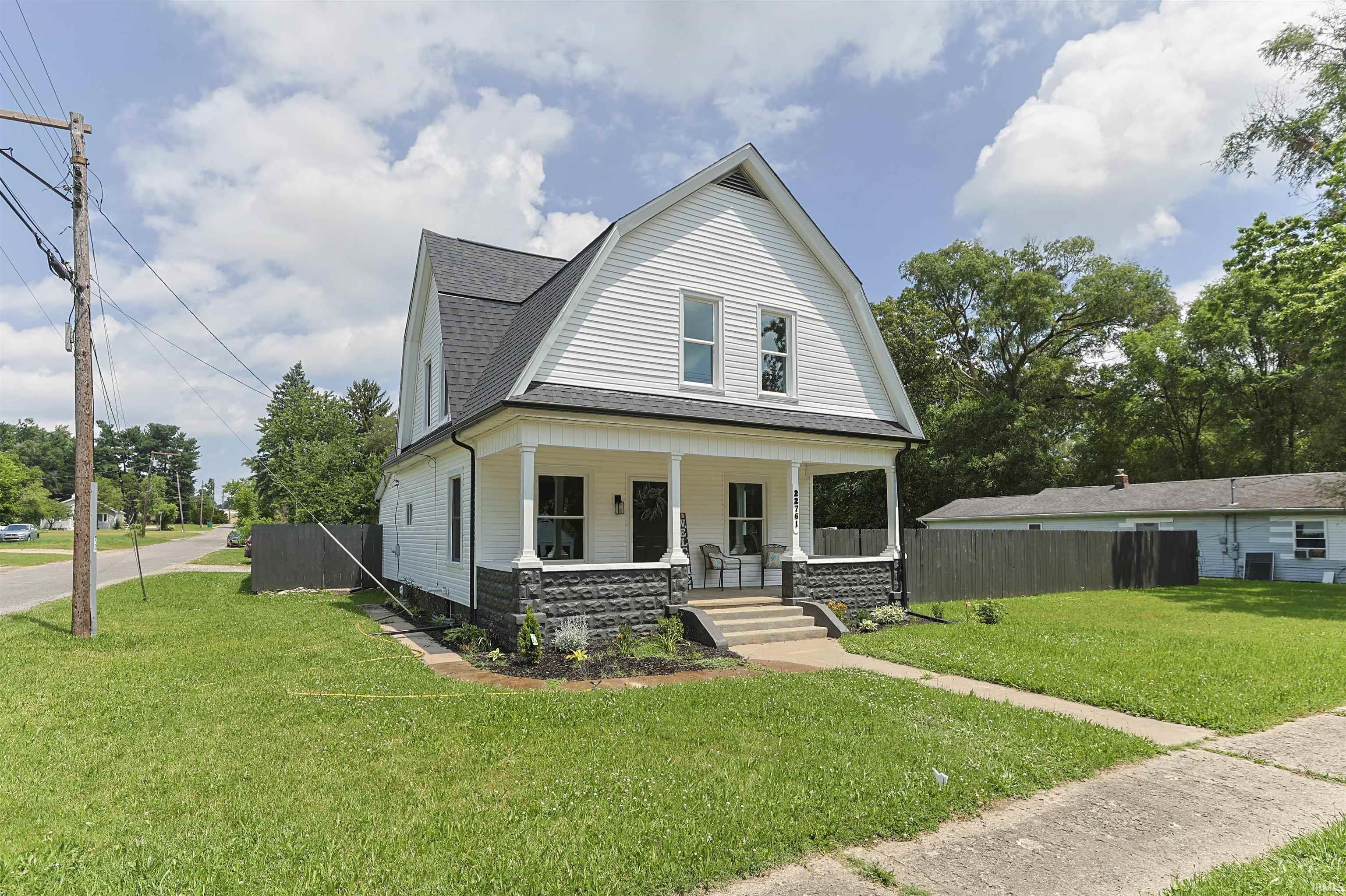 22761 Ardmore Trail South Bend IN 46628