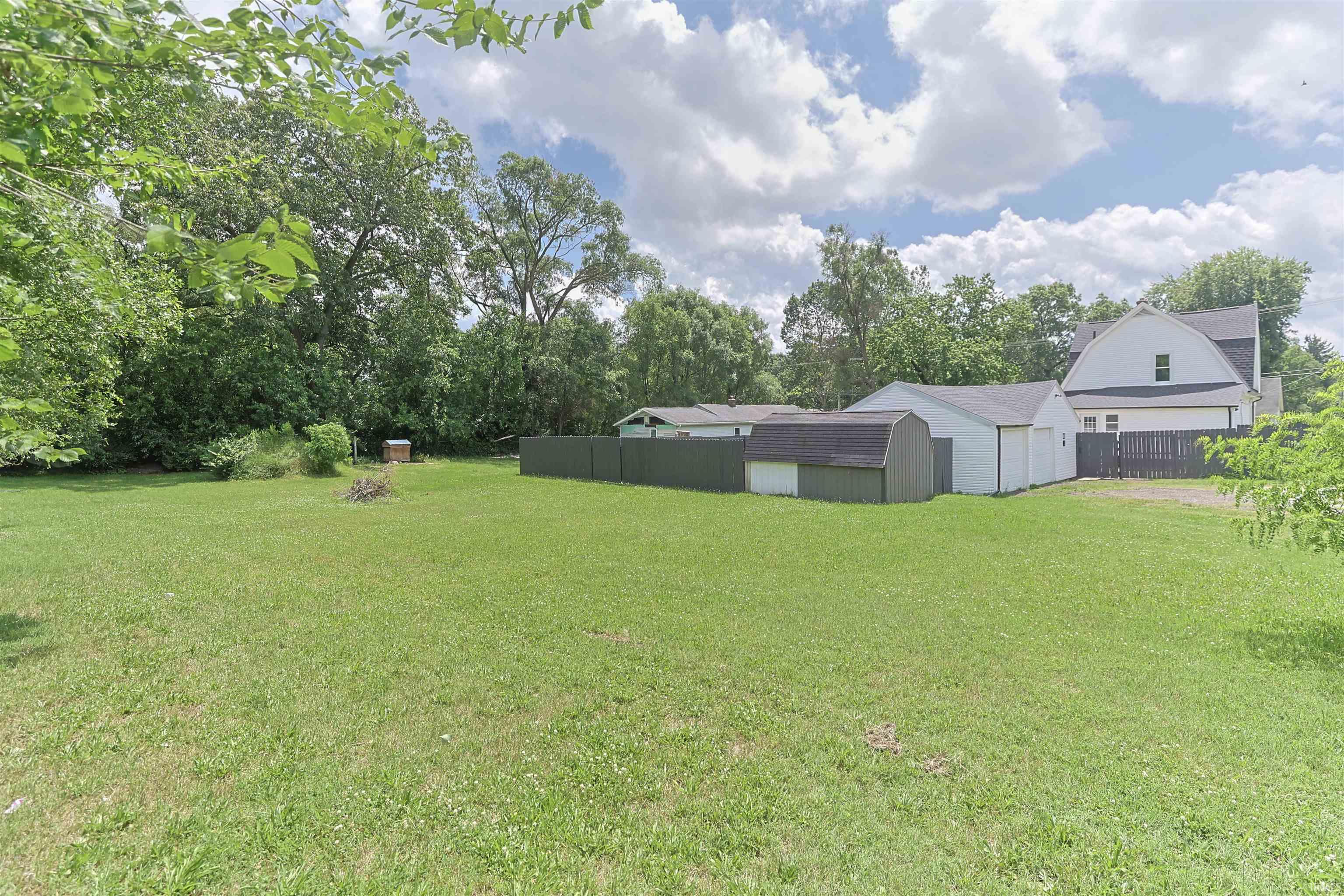 22761 Ardmore Trail South Bend IN 46628