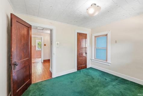 1137 W Oakdale Drive Fort Wayne IN 46807