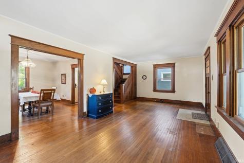 1137 W Oakdale Drive Fort Wayne IN 46807
