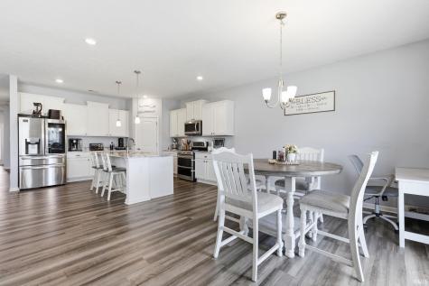 5573 Stone Grove Court Mccordsville IN 46055