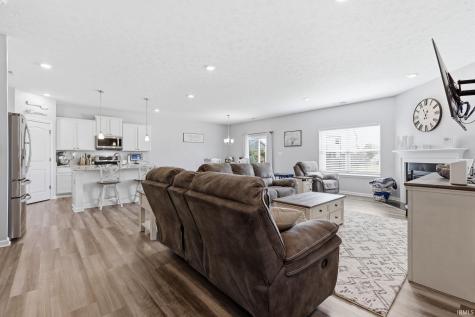 5573 Stone Grove Court Mccordsville IN 46055