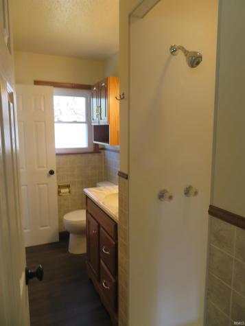 1937 S Walnut Lane Evansville IN 47714