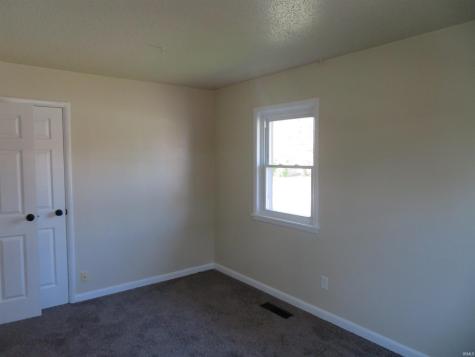 1937 S Walnut Lane Evansville IN 47714