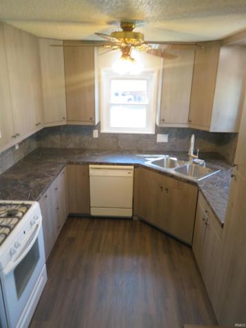 1937 S Walnut Lane Evansville IN 47714