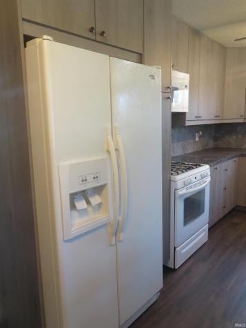 1937 S Walnut Lane Evansville IN 47714