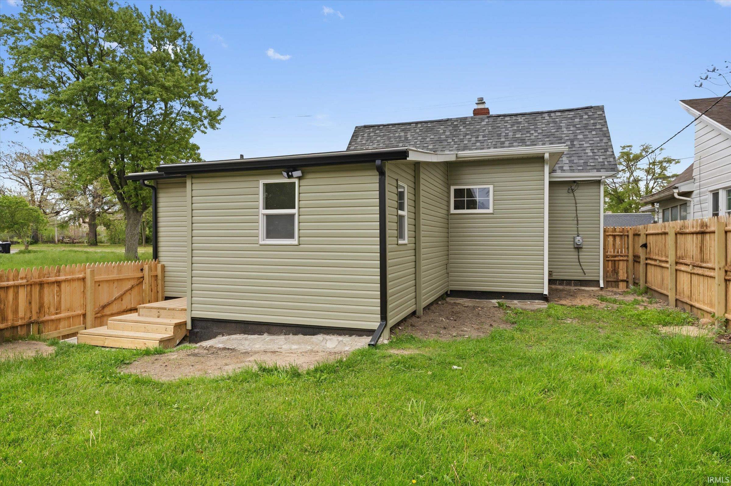 1901 Linden Avenue South Bend IN 46628
