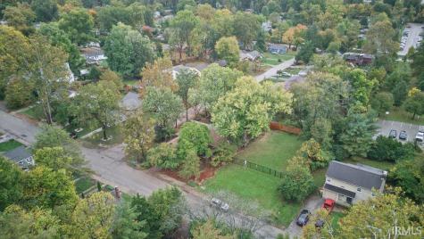 1016 E Maxwell Lane Bloomington IN 47401