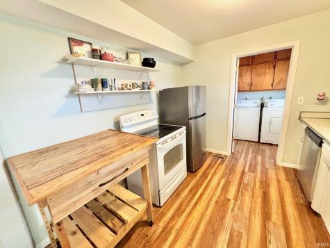 321 E Dewey Drive Ellettsville IN 47429