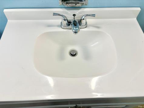 321 E Dewey Drive Ellettsville IN 47429