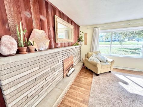 321 E Dewey Drive Ellettsville IN 47429