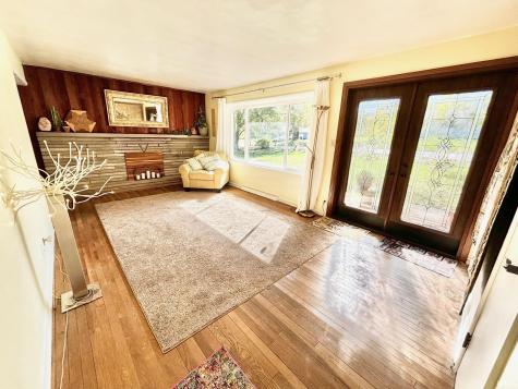 321 E Dewey Drive Ellettsville IN 47429