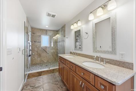 22 Stone Ridge Drive Huntington IN 46750