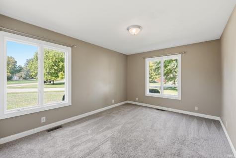 22 Stone Ridge Drive Huntington IN 46750
