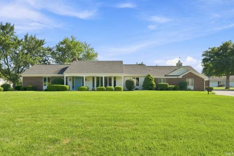 22 Stone Ridge Drive Huntington IN 46750